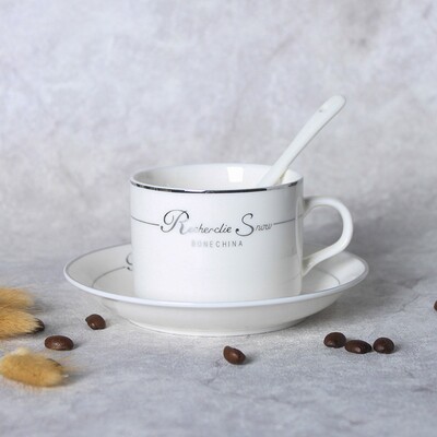 Kavos puodelių rinkinys su lėkštėmis Kaušelis, baltos porcelianinės arbatos rinkinys Pusryčiai vakarienė Keraminis puodelis Espreso kavos puodelis Gėrimų reikmenys Kavos reikmenys Arbatos indai