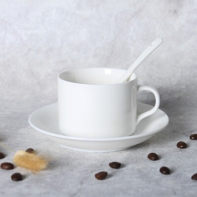 Kavos puodelių rinkinys su lėkštėmis Kaušelis, baltos porcelianinės arbatos rinkinys Pusryčiai vakarienė Keraminis puodelis Espreso kavos puodelis Gėrimų reikmenys Kavos reikmenys Arbatos indai