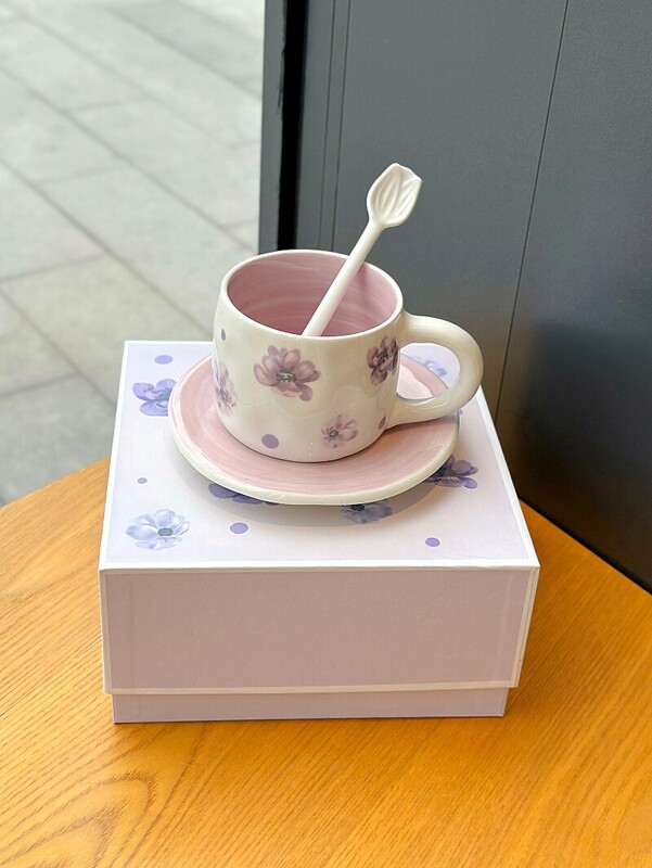 250 ml Prancūziškas rankomis dažytas apatinis glazūra, violetinė violetinė kavos puodelis ir lėkštė moterims pusryčių popietės arbatos puodelio indas rankų dovana