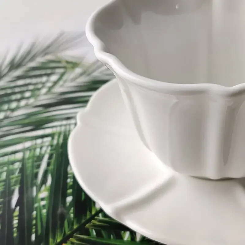Nordic Bone China kavos puodelių ir lėkštučių rinkinys, elegantiškas baltas porcelianas, biuro popietės arbatos puodeliai, Cafe keramikinis kavos puodelis, 250 ml