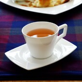 Bone China didelės talpos kavos puodelis ir lėkštė Europos prabangus keraminis puodelis ir lėkštė Latte puodelis 85-185 ml arbatos puodelis ir lėkštė