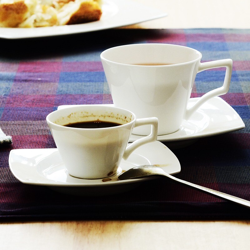 Bone China didelės talpos kavos puodelis ir lėkštė Europos prabangus keraminis puodelis ir lėkštė Latte puodelis 85-185 ml arbatos puodelis ir lėkštė