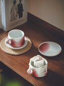 Japoniški kavos puodeliai Neapdoroti keraminiai retro puodeliai ir lėkščių rinkinys Išskirtinis mergaičių poros itališkas amerikietiškas popietės arbatos indas