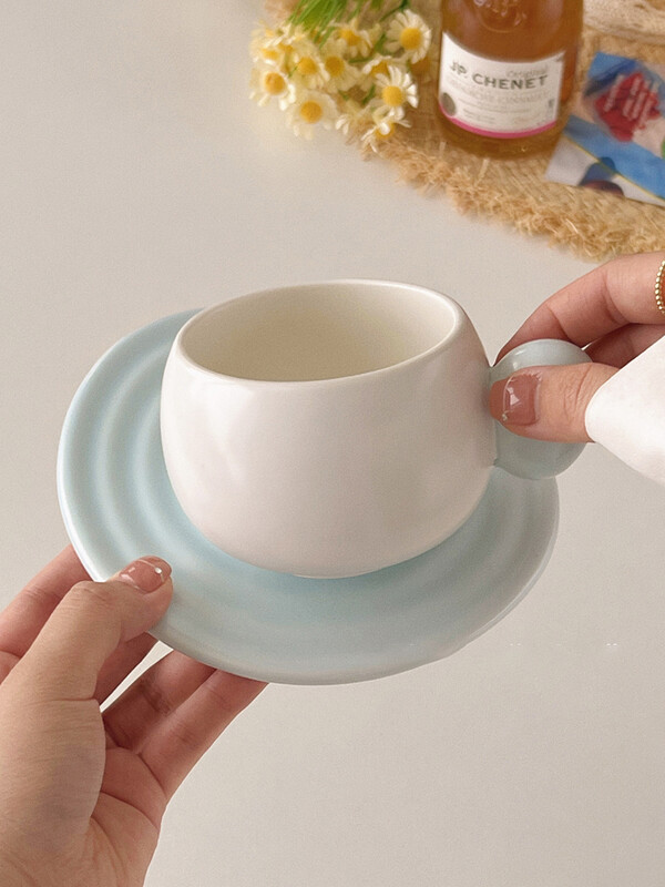 Keraminis namų kavos puodelis su lėkšte Biuro popietės arbatos puodeliai Creative Nordic Mug paprastas komplektas vandens puodelio lėkštė Namų arbatos puodelis 180ml