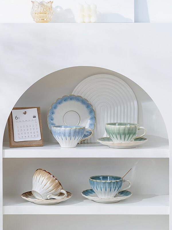 Senovinis kavos puodelis su lėkšte „Exquisite Ins“ europietiško stiliaus popietės arbatos puodelių rinkinys Creative Home Keraminis puodelis Virtuvės gėrimai