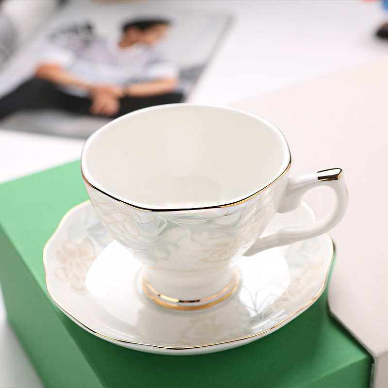 175 ml kaulinis porcelianinis kavos puodelio ir lėkščių rinkinys Europietiškas kaulinis porcelianinis puodelis indų vandens puodelis Britų popietės arbata Kūrybinė dovana