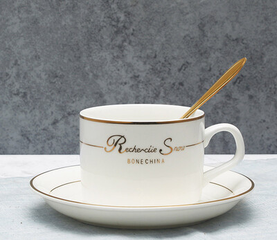 150/180 ml kavos puodelių lėkštučių rinkinys Aukščiausios klasės išskirtinis europietiškas nedidelis prabangus kavos puodelio lėkštės popietės arbatos rinkinys amerikietiškas kavos puodelis