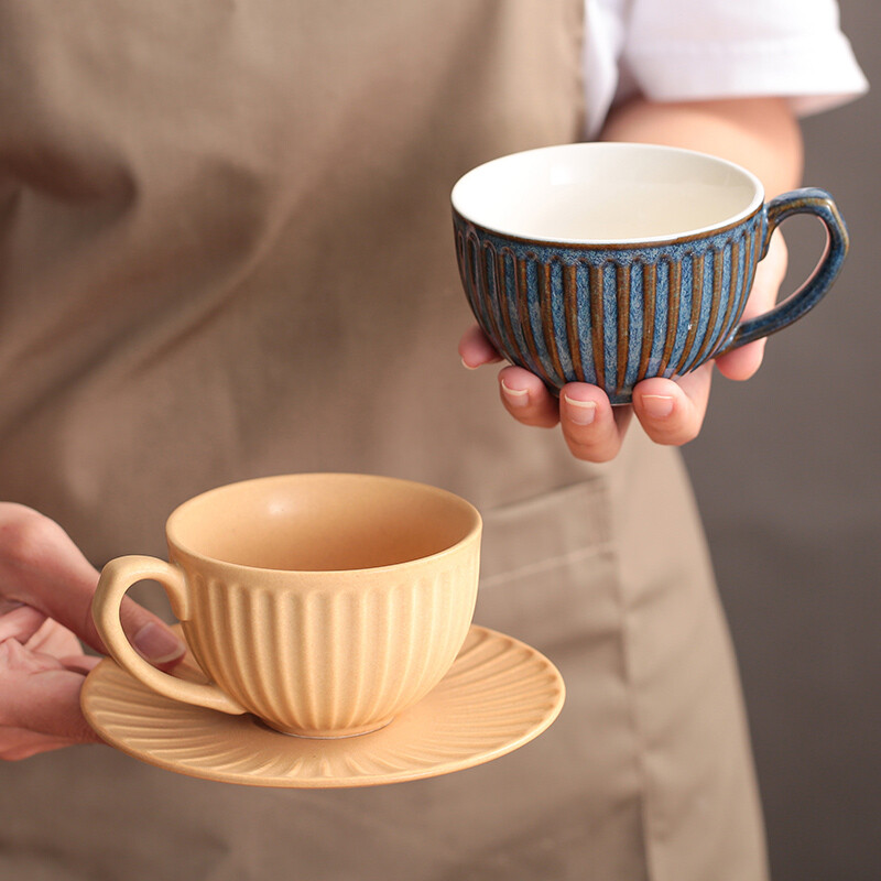 220/300 ml retroahju transformatsiooniga kohvitassi nõukomplekt Käsitsi valmistatud Jaapani Euroopa luksuslik jämekeraamiline käsitsi valmistatud tass ja taldrik