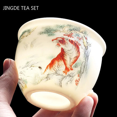 Új Suet Jade kerámia teáscsésze Zodiac Tiger Tea Cup Master Cup fehér porcelán teáskészlet háztartási butik teástál ivóedény