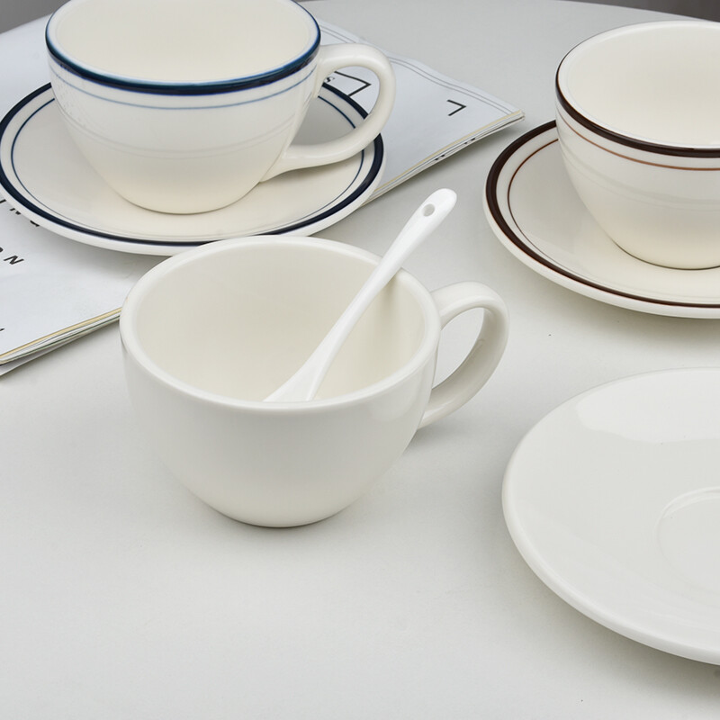 Korėjietiško stiliaus keraminis sutirštintas kavos puodelis Buitinis pusryčių pieno puodelis Kapučino gėlių puodelis su lėkštės komplektu nedidelių trūkumų
