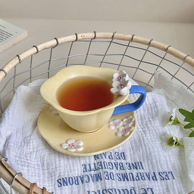 1 vnt. kavos puodelio ir lėkščių rinkinys CreativeKeraminis rankomis dažytas reljefinis žiedlapis popietės arbatos puodeliai Gimtadienio dovana draugams