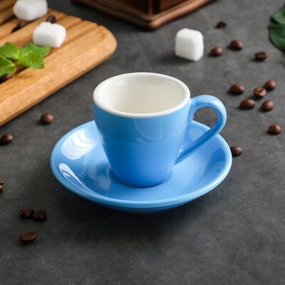 Itališkas espreso puodelio ir lėkščių rinkinys 80 ml europietiškas keraminis espreso kavos mažas išskirtinis mini puodelis popietės arbatos puodelis virtuvės gėrimai