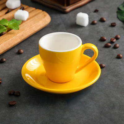 Itališkas espreso puodelio ir lėkščių rinkinys 80 ml europietiškas keraminis espreso kavos mažas išskirtinis mini puodelis popietės arbatos puodelis virtuvės gėrimai