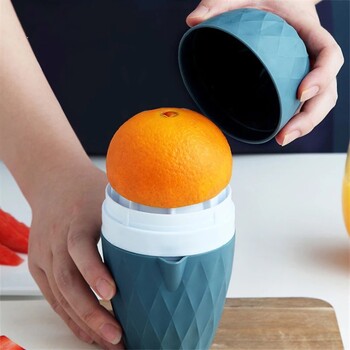 Εγχειρίδιο κουζίνας Orange Juicer Portable Mini Rotation Citrus Squeeer Reusable Fort-saving Fruit Juice Maker Manual Juicers