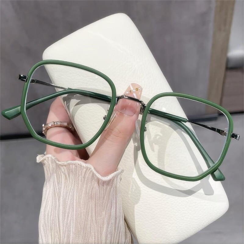 Sama Interneti Xiaohongshu kuulsuste prillide raam naistele, kreemjas, armas stiil, ilma meigita, kandilise raamiga sinised heledad prillid, saab varustada lühinägelikkuse prillidega