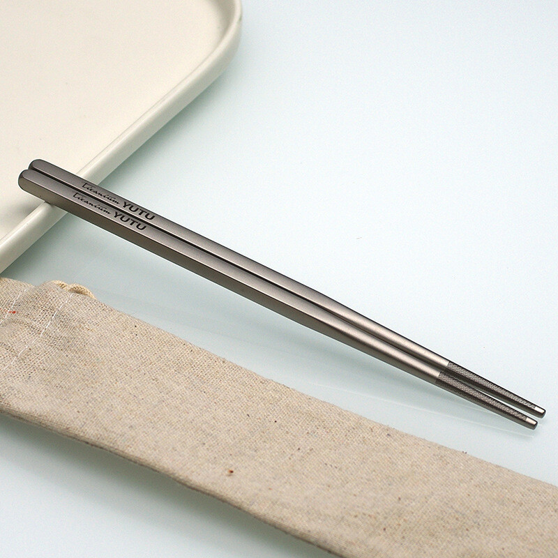 Gryno titano peilių, šakučių ir šaukštų stalo įrankių rinkinys lazdelės lauko kempingas Nešiojamas keliaujantis lauko kempingas Titano kempingas