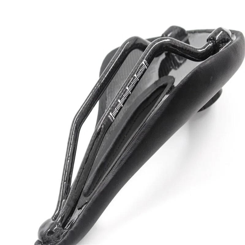 Anglies balnelis MTB / plento dviračio balnelis Super lengvas odinis anglies pagalvėlės 7x9mm lenktyninė dviračio sėdynė 240*155mm