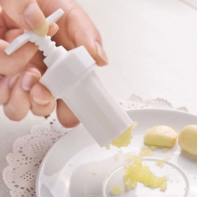 Daugiafunkcinis rankinis plastikinis sukamasis kepimo įrankis Česnakų smulkintuvas imbiero presas česnako grūstuvas česnakų malūnėlis