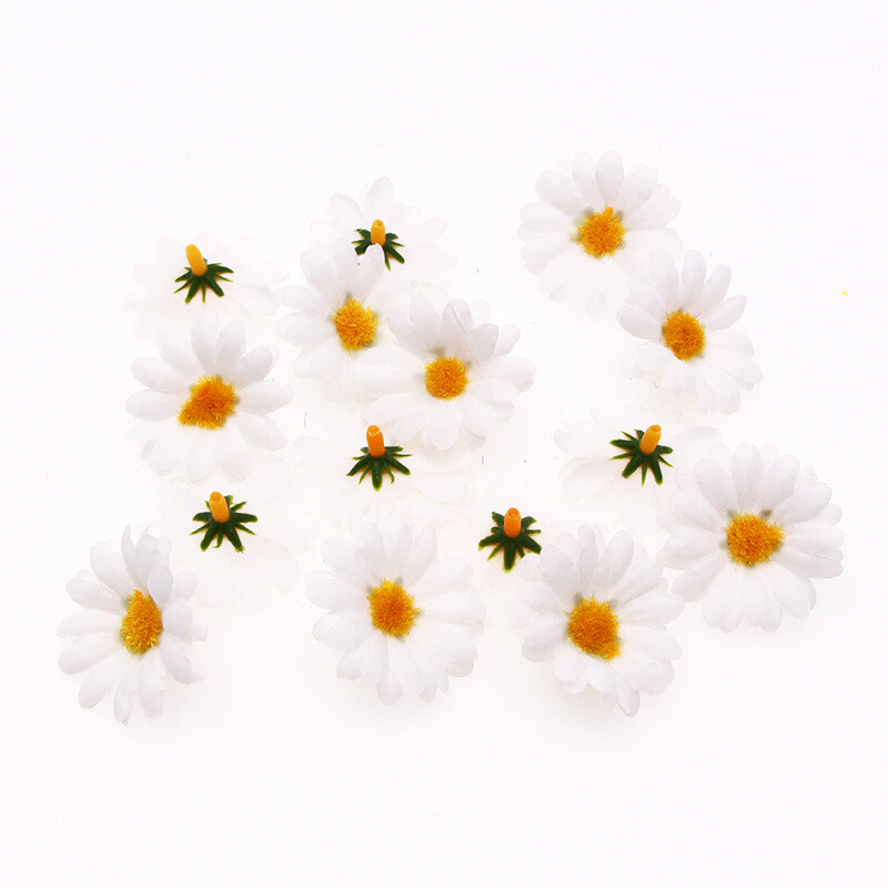 Cross Border 4cm 50 Siidlilled Mitmevärviline päevalill Väike krüsanteem Kunstlill DIY Aksessuaarid Pulmade kodukaunistus