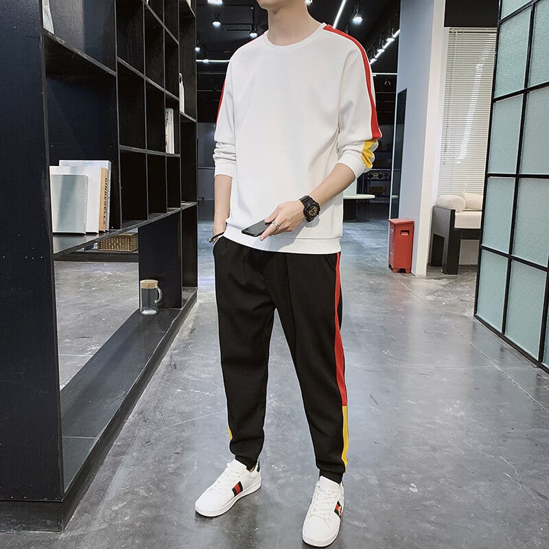 Uus kevadine ja sügisene pikkade varrukatega ülikond meeste T-särk Korea stiilis meeste spordi- ja vabaajarõivad dressipluusi ja dressipükste komplektiga, moekas