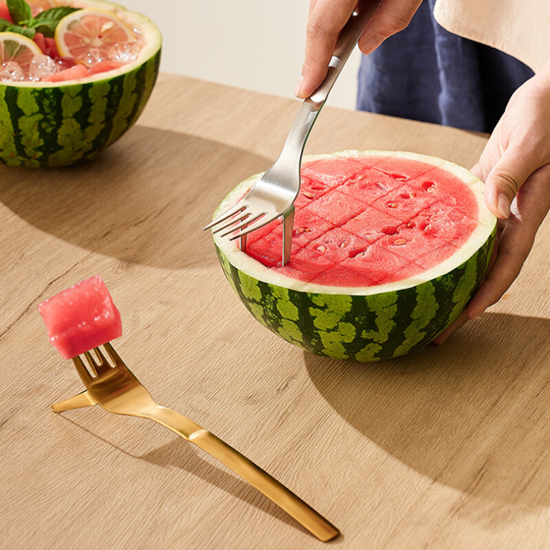 Kreativni nož za lubenicu Vilica 2 u 1 Zlatni alati za rezanje voća od nehrđajućeg čelika Praktična naprava za dom Kuhinjski pribor