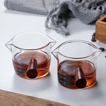 Clear Graduated Glass Measuring Cup Φλιτζάνια διπλού στόματος γάλακτος Κούπα καφέ με ξύλινη λαβή Εργαλείο μέτρησης ζεμάτισμα