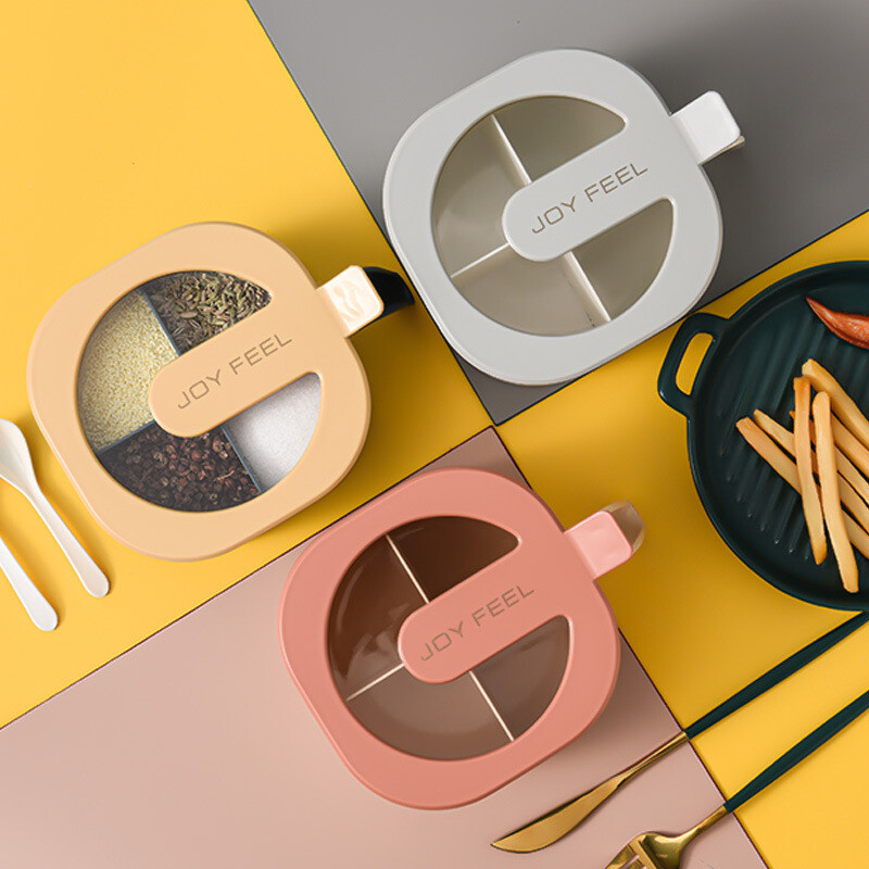 4 grotelių plastikinė prieskonių dėžutė su permatomu dangteliu druskos pipirų prieskonių laikymui Virtuvės laikymo inde virtuvės reikmenims