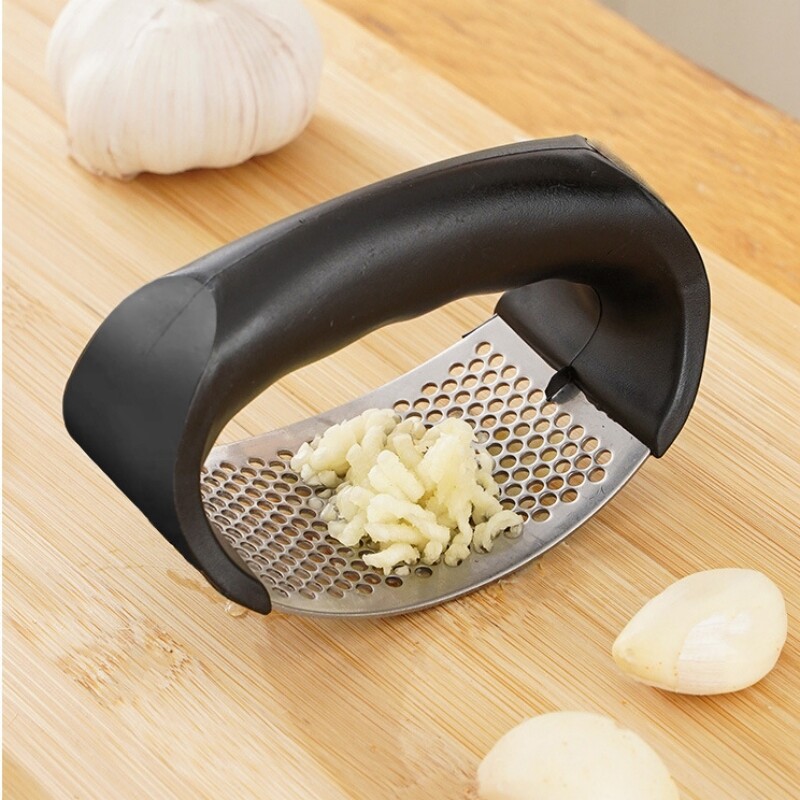 Nerūdijančio plieno česnako spaudimo smulkintuvas Rankinis česnako smulkintuvas Česnako pjaustymo įrankis Vaisiai Daržovės Įrankiai Virtuvės priedai Įtaisas