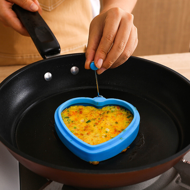 1vnt silikoniniai rankiniai keptų kiaušinių formos žiedai „pasidaryk pats“ širdies formos blynų omletas pusryčių formelės virtuvės kepimo gaminimo įrankiai