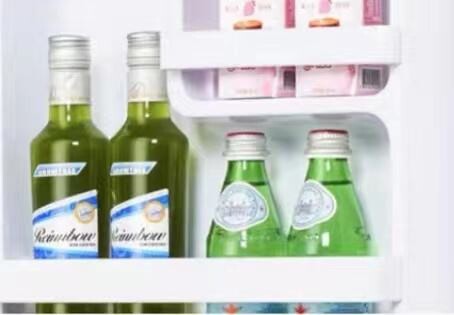 Viešbučio mini baras miegamajam Mini baras Šaldytuvas naudojamas viešbučio automobiliui Namai vila mini baras šaldytuvai šaldytuvas svečias