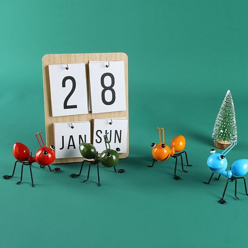 Сладка статуя на мравка Градинска декорация Стойка за фигура Мравка за декорация на морава на открит двор Скулптура на мравка Декор за домашен работен плот