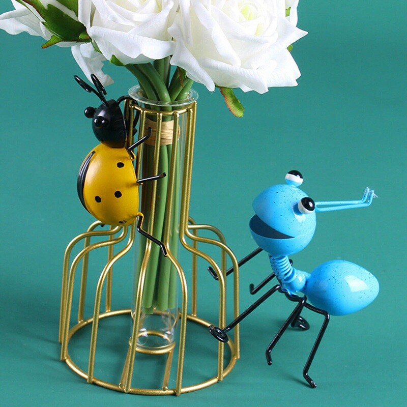 Сладка статуя на мравка Градинска декорация Стойка за фигура Мравка за декорация на морава на открит двор Скулптура на мравка Декор за домашен работен плот