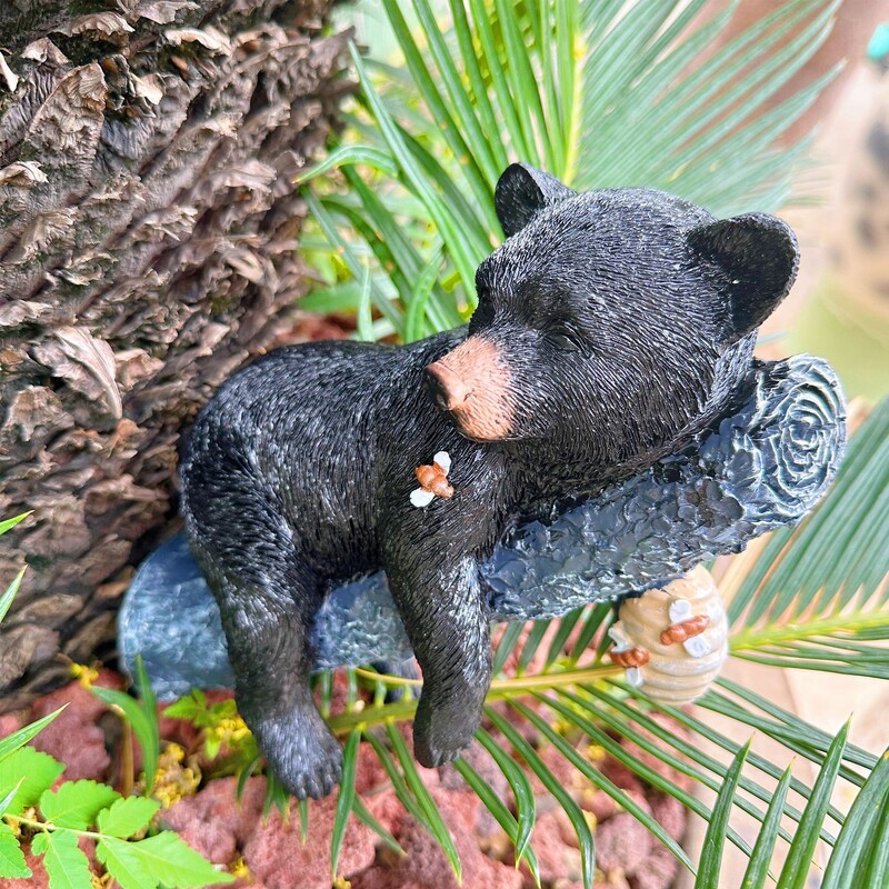 Симулация на животински декорации черна мечка прегръщаща дърво статуя вътрешен двор външни декорации симулация градинска стена