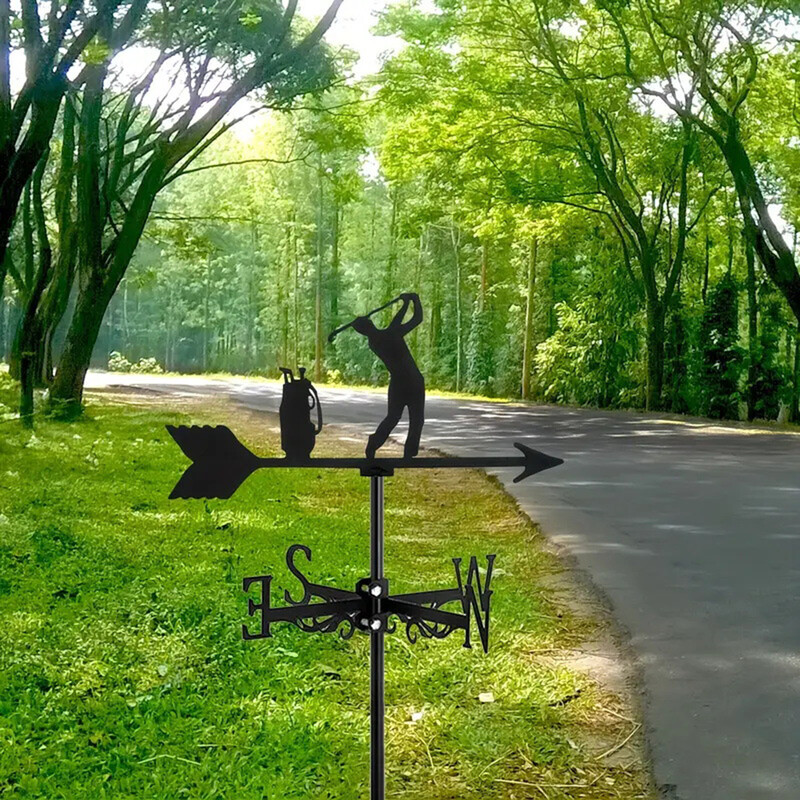 Черен железен ветропоказател с декорация на вещица Индикатор за посоката на вятъра Купола на купол на вила за трева на открито