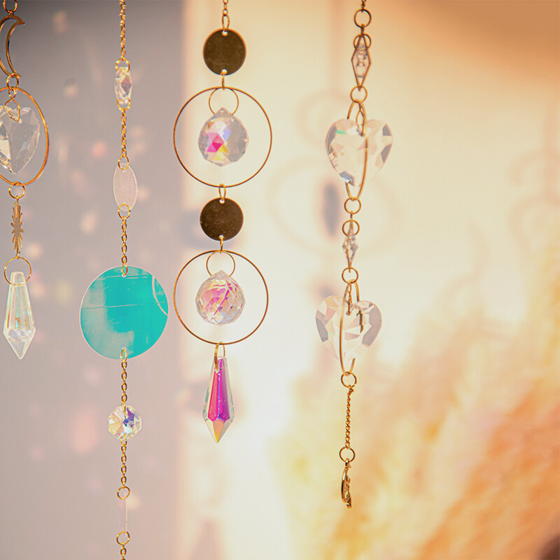 Krištolo saulės gaudyklė Saulės mėnulio gaudyklė pakabukai vėjo varpeliai prizmė vaivorykštė Sodo puošmena lauko puošmena Kristalle