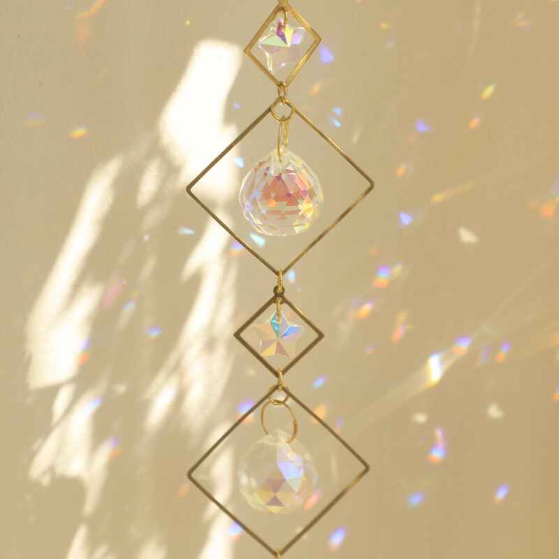 Crystal Suncatcher Butterfly Moth Moon Prism Crystal Vising Light Catcher Rainbow Maker Външен декор Фея Декорация на градината