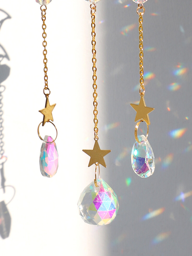 Лотос Кристал Ловец на слънце с 3 ленти за мъниста на опашката Ловец на светлина Градински ловци на слънце Орнаменти за автомобили Вятърни камбанки Външни декори