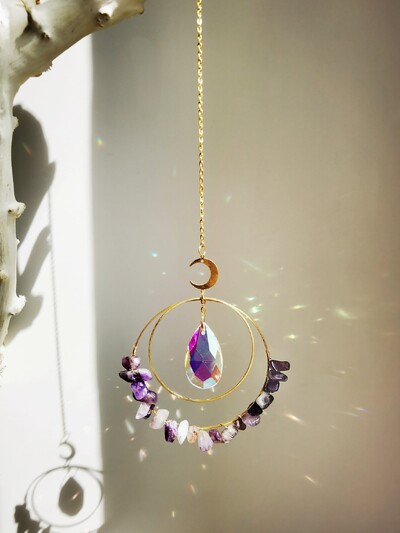 Purple Crystal Moon Suncatcher Dekoracija Privjesak Zidni prozor Crystal Suncatcher Dekoracija doma Poklon za djevojku za Majčin dan Rukotvorine