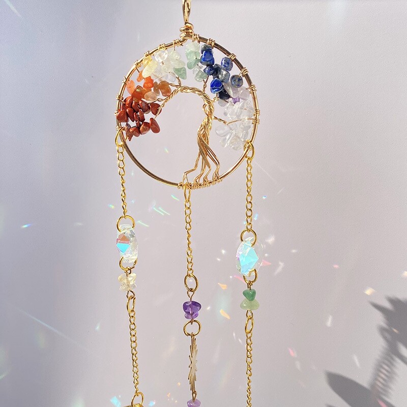 Kristallist päikesepüüdjad Elupuu tuulekellad õues päikesepüüdja Värvilised tuulekellad vikerkaarekujundaja Koduaia sisekujundus