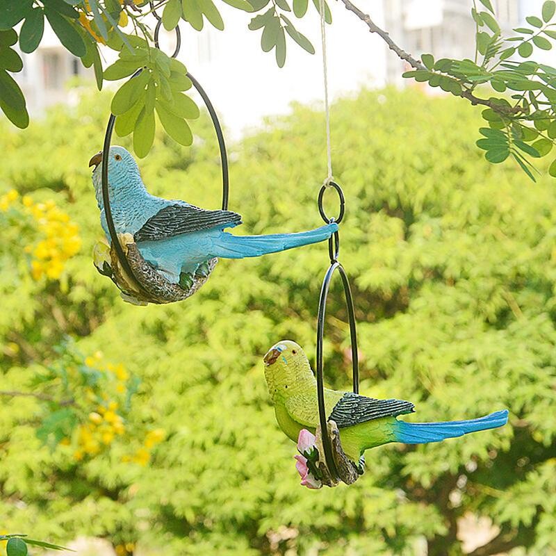 Висящ папагал Реалистична статуя на папагал Метален кръгъл пръстен Модел на животно Фигурка Скулптура Любители на природата Тропическа птица Направи си сам морава