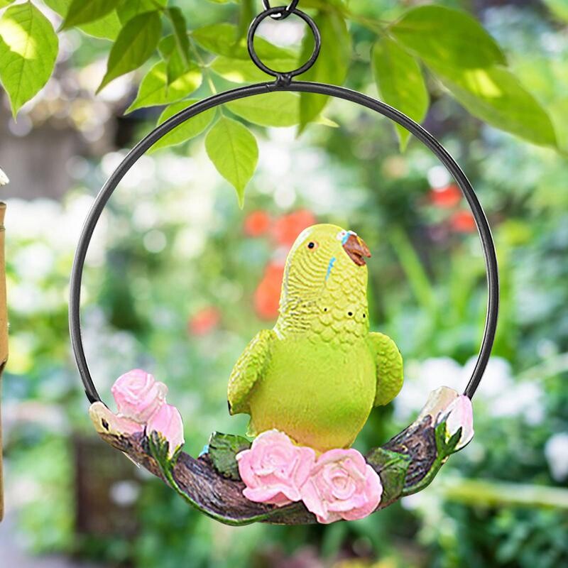 Висящ папагал Реалистична статуя на папагал Метален кръгъл пръстен Модел на животно Фигурка Скулптура Любители на природата Тропическа птица Направи си сам морава
