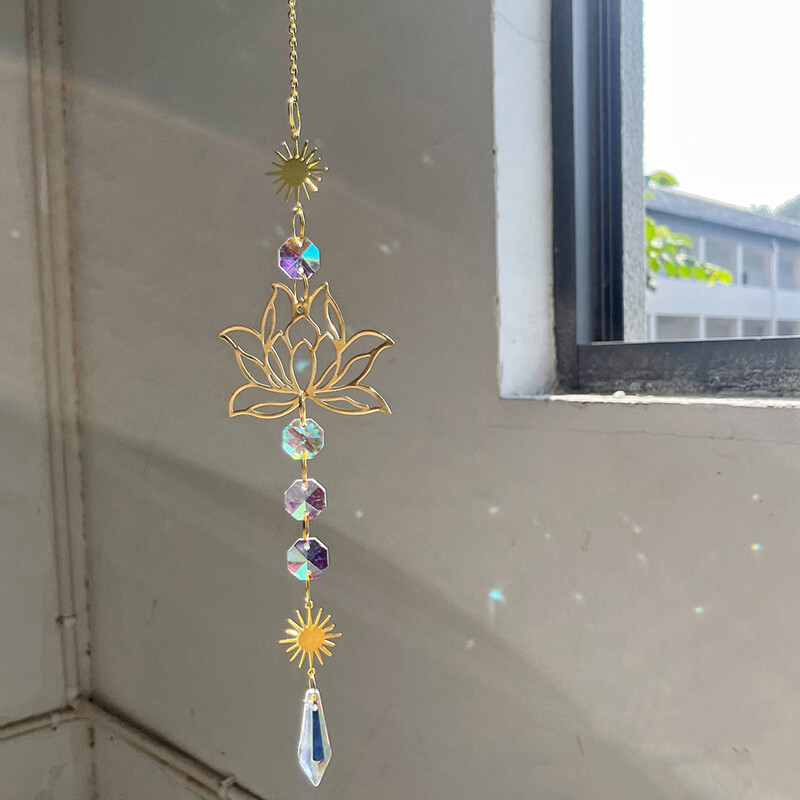 1 бр. Suncatcher Gardening Crafts Golden Lotus AB Цветна водна капка висулка Висулка с кристална декорация за домашна сватбена градина