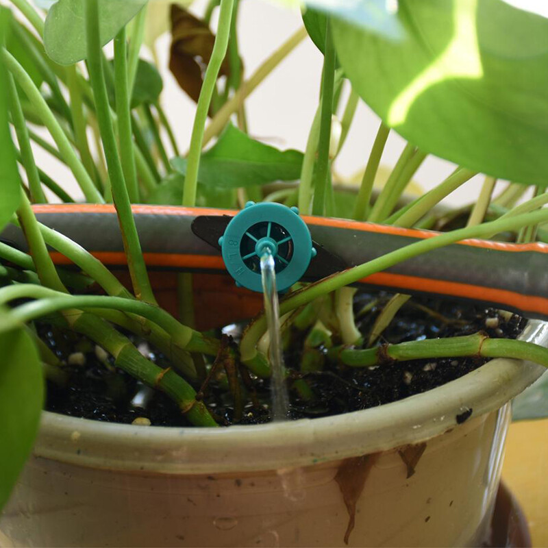 50PCS 2L 4L 8L Емитер с компенсиране на налягането Самопочистващ се Издръжлив капково напояване Воден регулатор Тръба 4/7MM 16 PE маркуч Капкообразувател