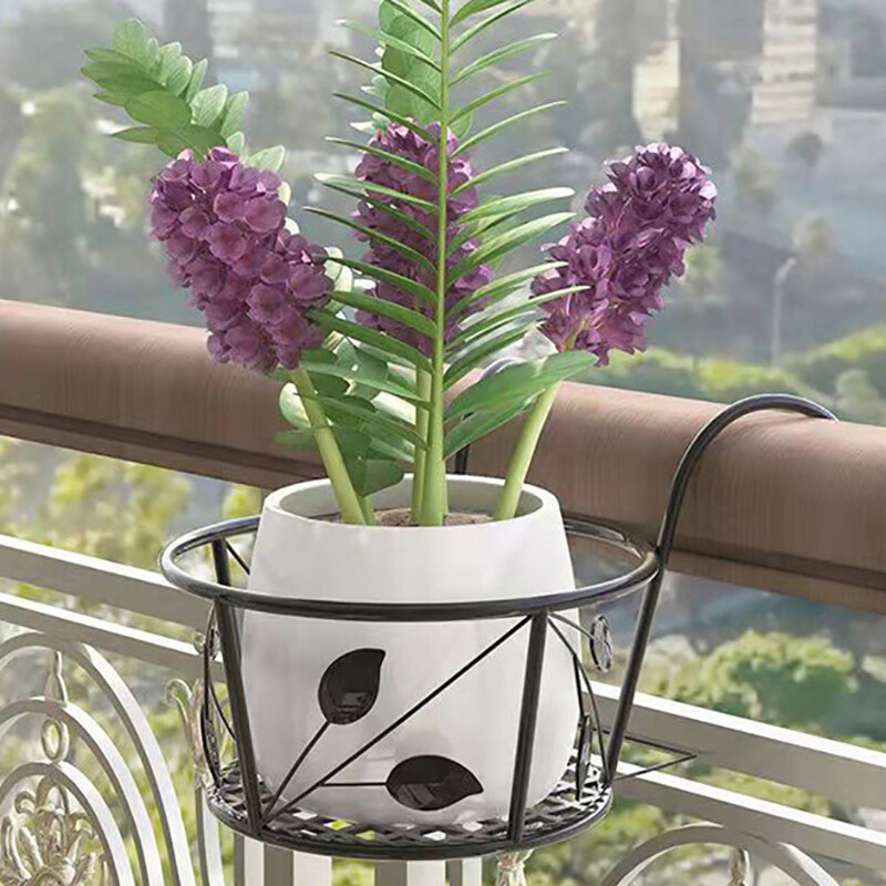 Lauke kabantis krepšelis augalas geležinės lentynos tvora Balkonas apvalūs gėlių vazonai pakabinami sodintuvo stovo laikiklis sodo dekoravimas