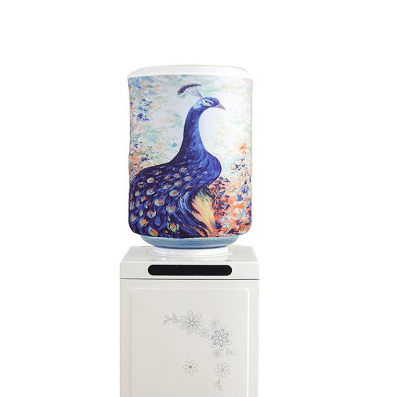 Animaciniai filmai su gyvūnais margintais audiniais Apdangalas nuo dulkių Buitinis menas Geriamojo fontanai Statinės Vandens dozatoriaus dangteliai Prekės Apsauga