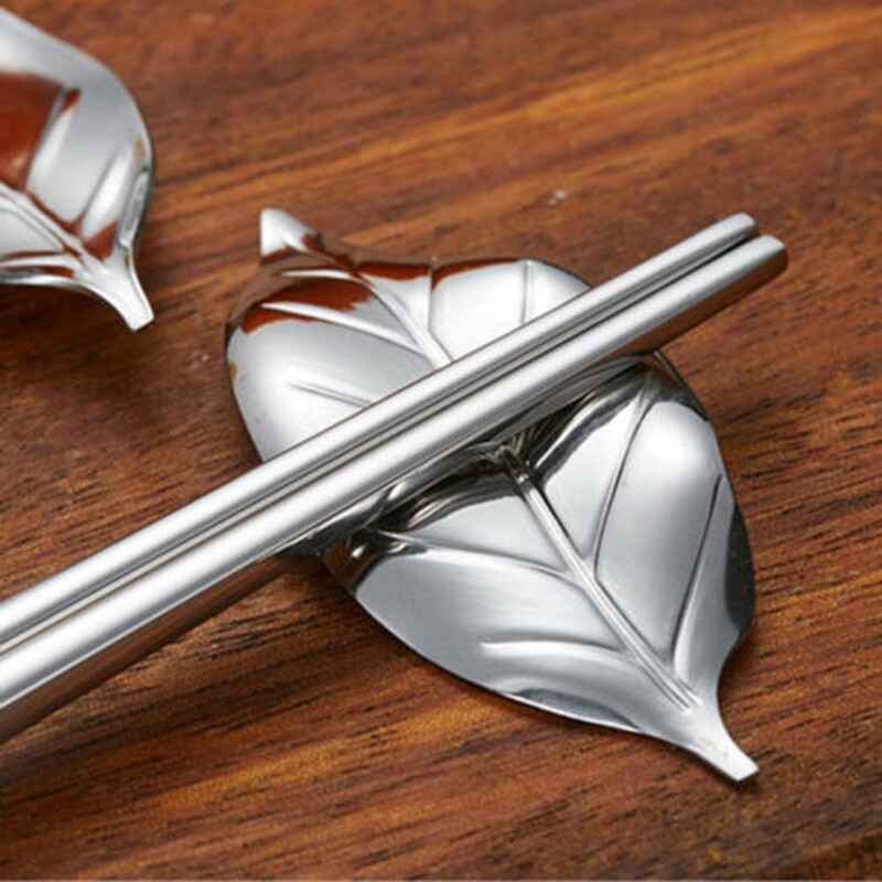 Поставка за пръчици за хранене 304 Неръждаема стомана Поставка за пръчици за хранене Държач Форма на листа Декорация на маса Арт занаяти Кухненски аксесоари