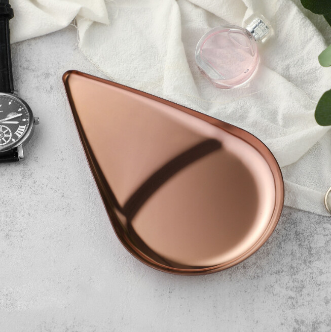 Metallist alus, roostevabast terasest taldrik, ovaalne koogi- ja puuviljade magustoidualus, ristkülikukujuline suupistetaldrik ehete hoiustamisalus