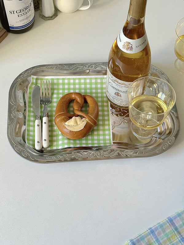 Prantsuse vintage kandik metallist lilleline söögialus Restoran kaubanduslik hoiuruum Ristkülikukujuline kandik, värskendus