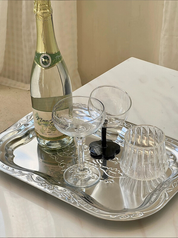 Prantsuse vintage kandik metallist lilleline söögialus Restoran kaubanduslik hoiuruum Ristkülikukujuline kandik, värskendus