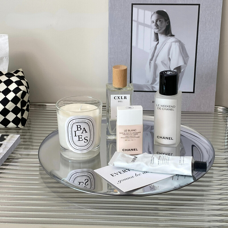 Hõbedane peegelsalv High Sense lauaarvuti hoiuruum Kosmeetika Ehted Mitmesugused võtmed Dekoratiivne roostevabast terasest karp